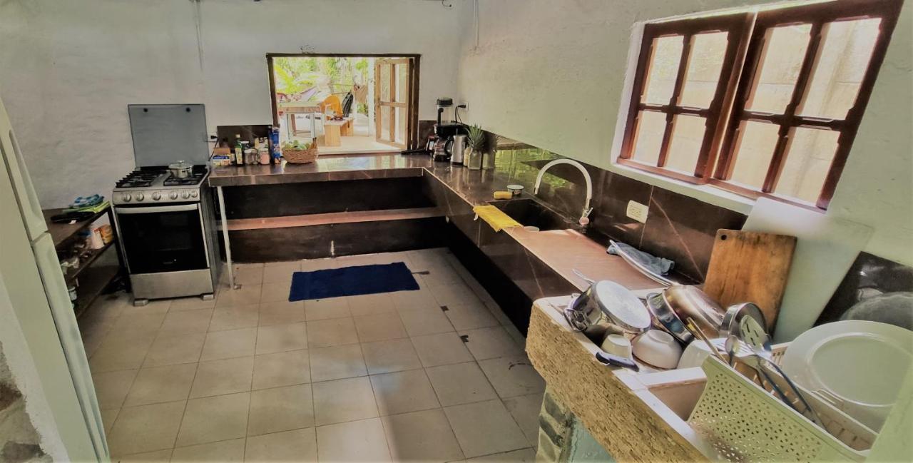 Uvita River Guesthouse Exterior photo