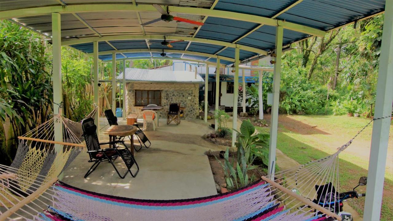 Uvita River Guesthouse Exterior photo
