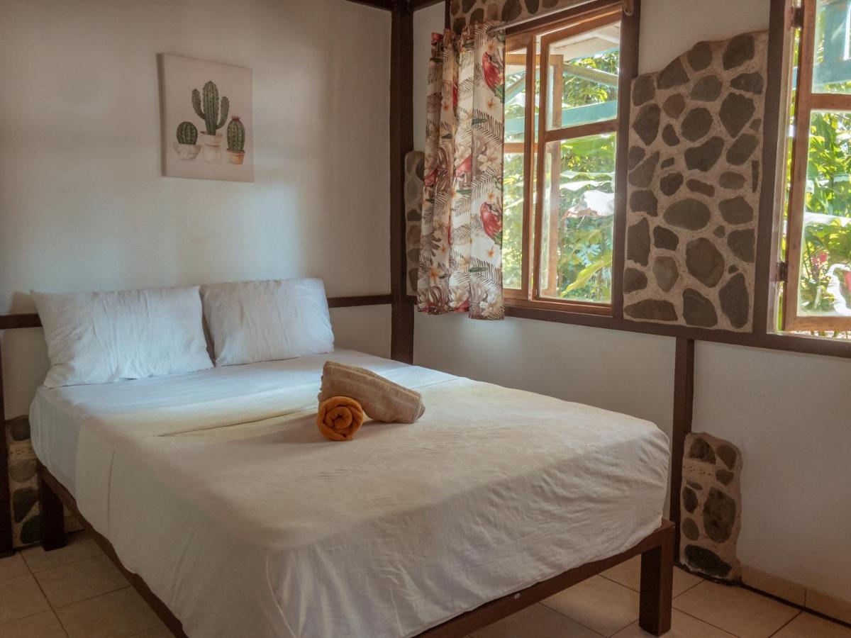 Uvita River Guesthouse Exterior photo