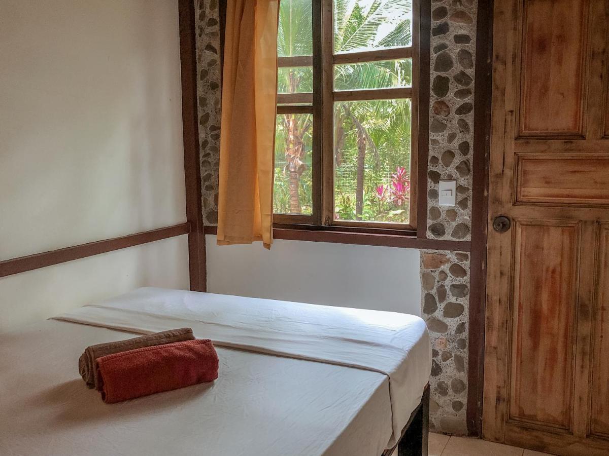 Uvita River Guesthouse Exterior photo