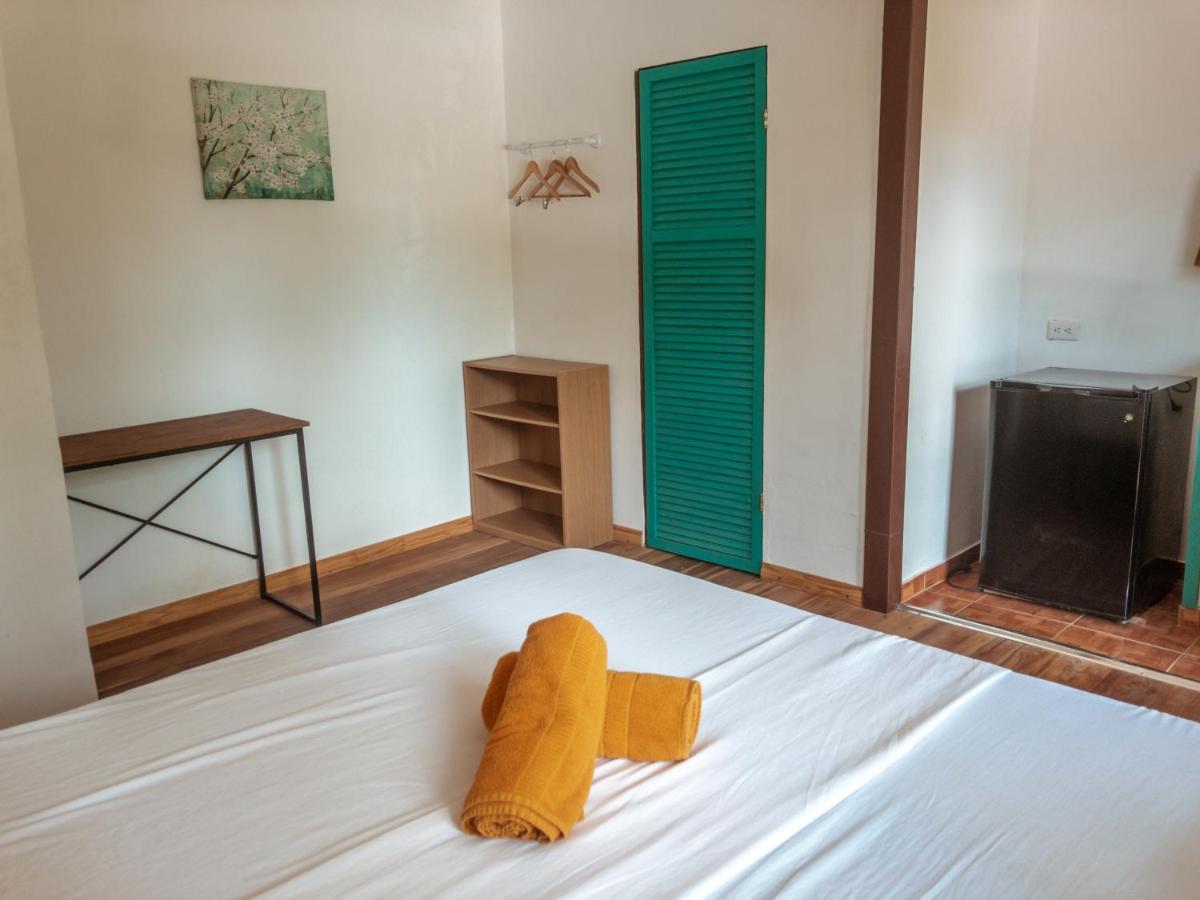 Uvita River Guesthouse Exterior photo