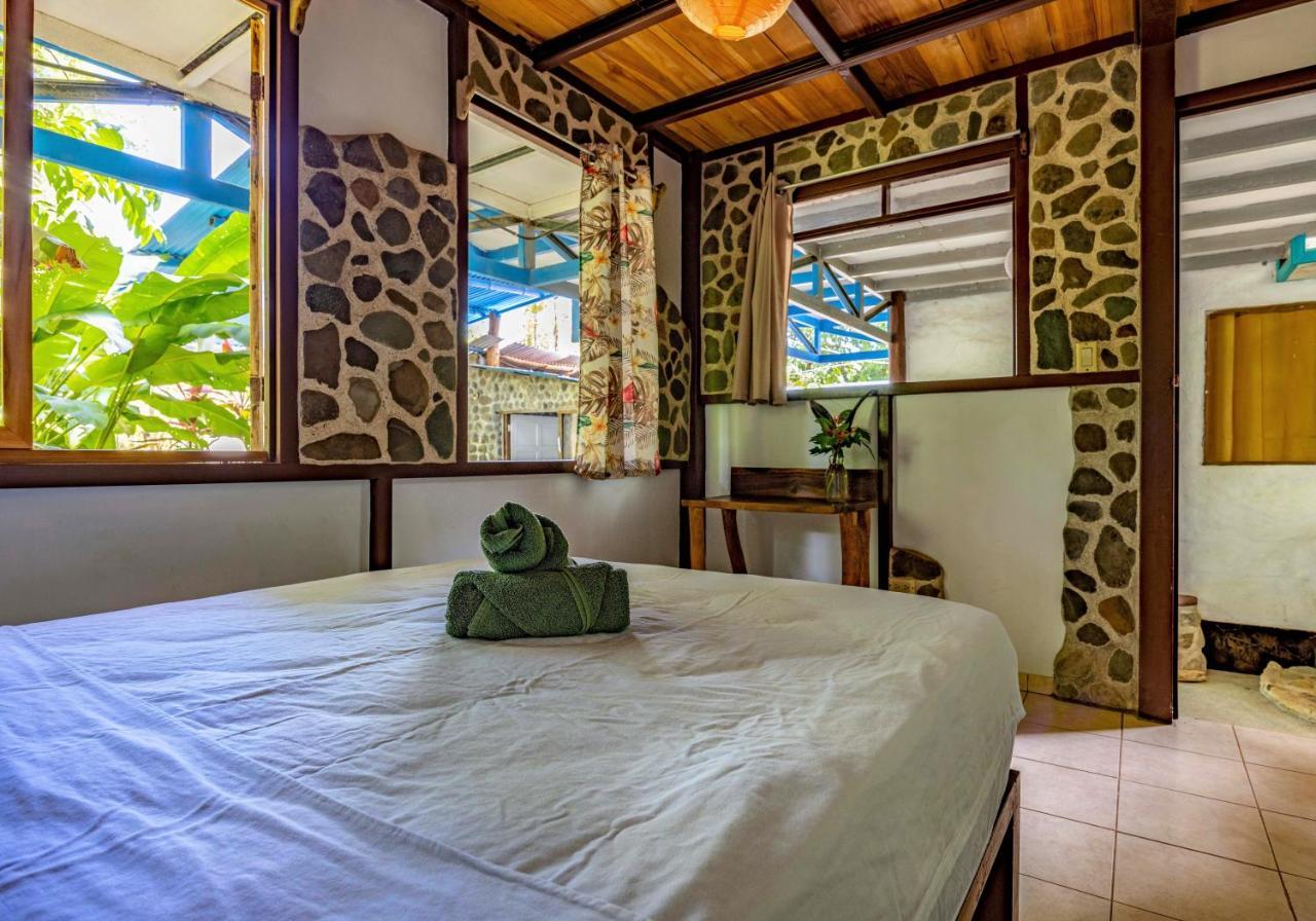 Uvita River Guesthouse Exterior photo