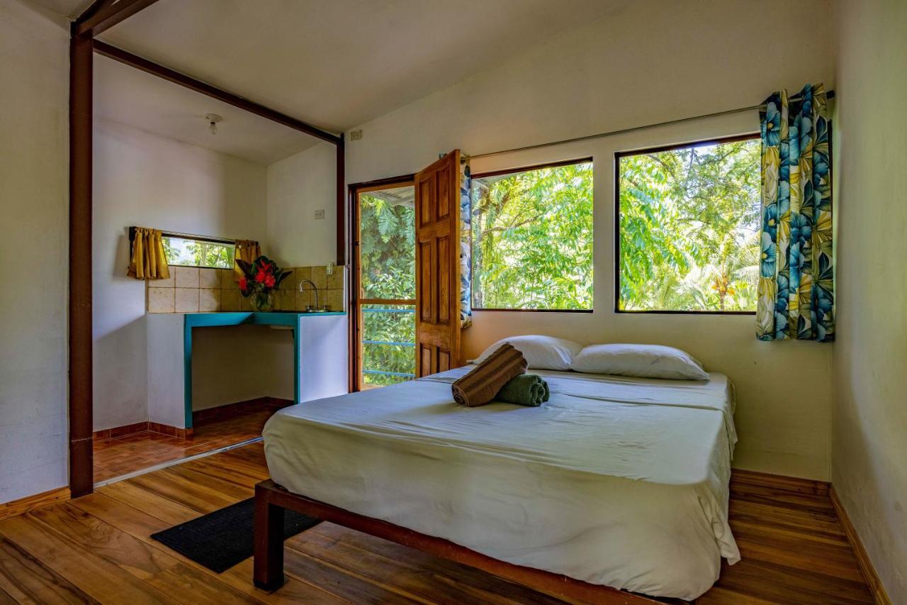 Uvita River Guesthouse Exterior photo